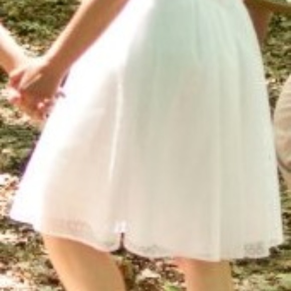 White dress: wedding, bridesmaid, graduation, prom - Picture 2 of 2